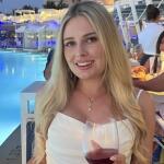 LadyLuxura97 avatar