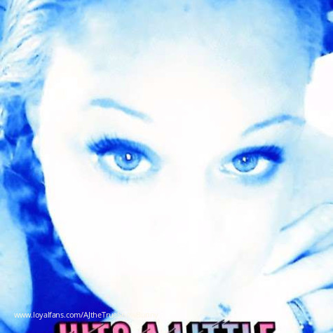 AJTheTrueSnowBunny avatar