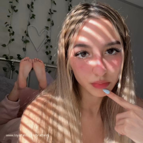 nat brat’s Official Social Fan Page | LoyalFans