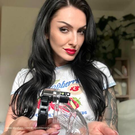 TheGoddessNina avatar