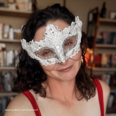 Hotwife Veil avatar
