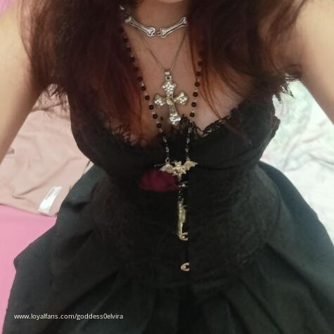 Goddess_Elvira avatar