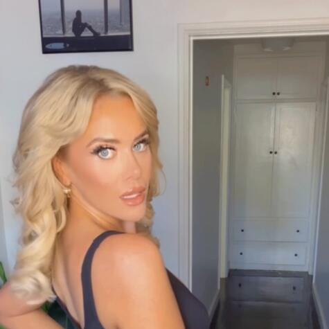 TheOnlyBlondeDomme avatar