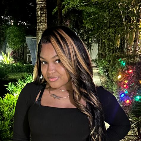 Queen__ avatar