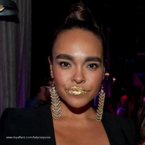 Lady Raspusia avatar