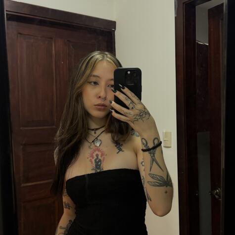 Midnightgirl444 avatar