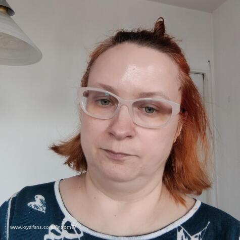 Findom77 avatar