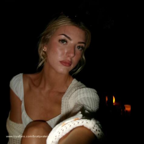 BrattyValerie avatar