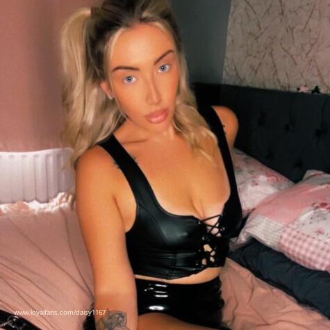 Divine Daisy x avatar