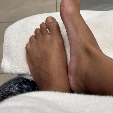 2 Natural Feet avatar