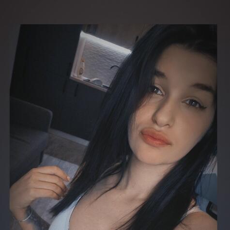 Maya_iulia avatar