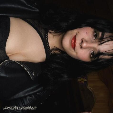 Lady Blueex avatar