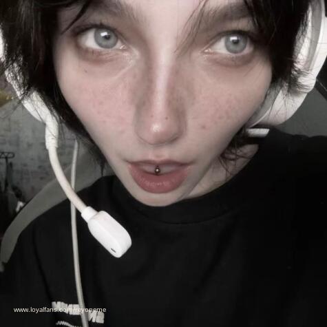 reyoneme avatar