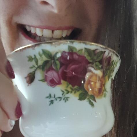 LadyLaraUK avatar
