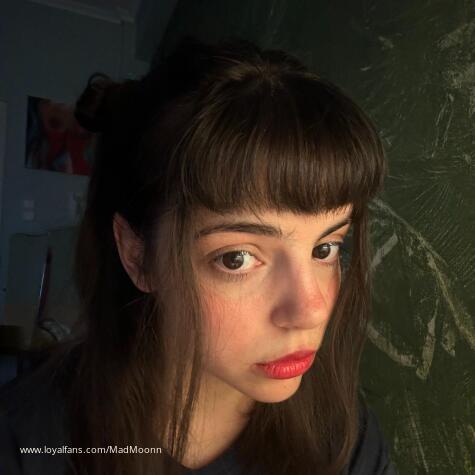 MadMoonn avatar