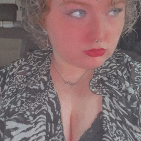 Bella Ivy’s Official Social Fan Page | LoyalFans