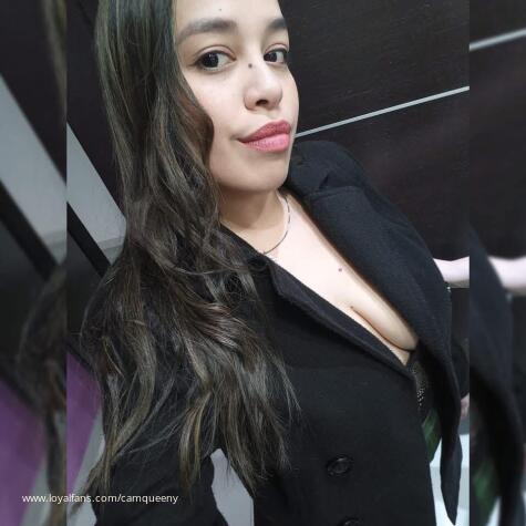 Camqueeny avatar