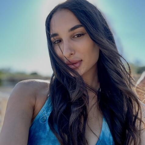 Anna768 avatar