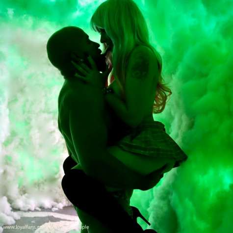 Kinky Vegan Couple avatar