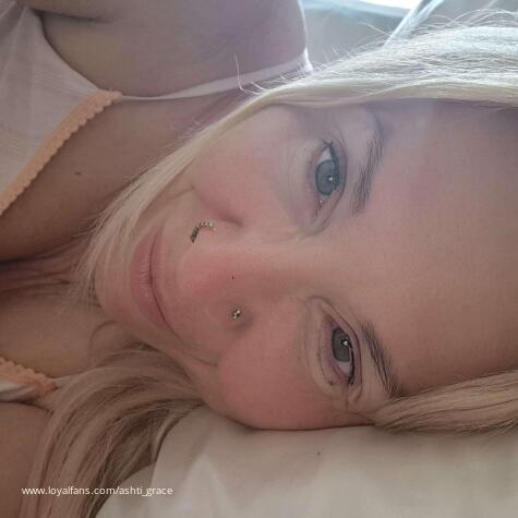 Ashti_Grace avatar
