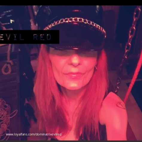 Dominatrix Evil Red avatar