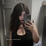 Lady Kairis  avatar
