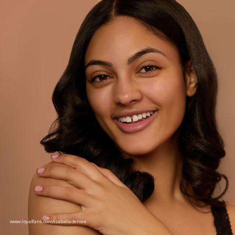 Isabella DeRose avatar