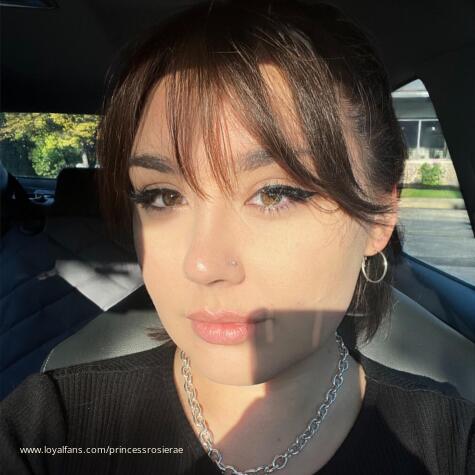 Princess Rosie Rae avatar