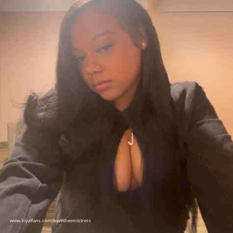 EeveTheeMistress avatar