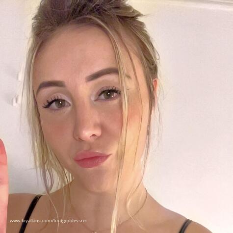 PRETTY and POWERFUL REILLY avatar
