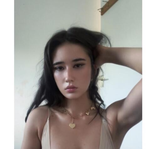 Sexy_Brunette_ Russian avatar