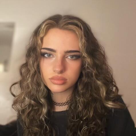 Paranoidbimbo avatar