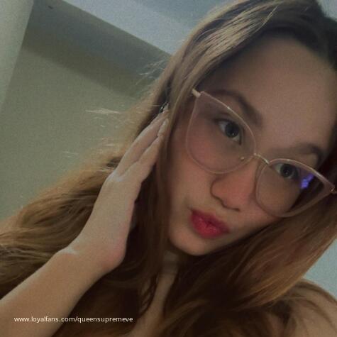 QueenSupremeVE avatar