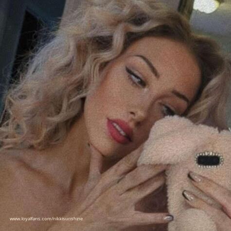 Nikki Sunshine avatar
