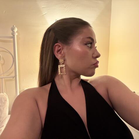 Lilyhornyyy avatar