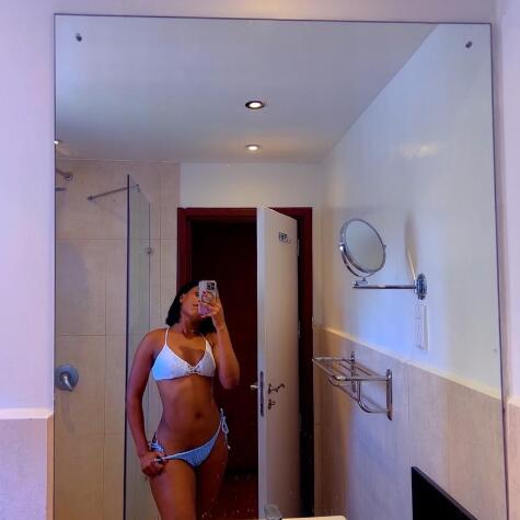 Badgyal Seven avatar
