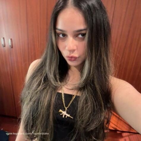 PrettyPrincessYasmin avatar