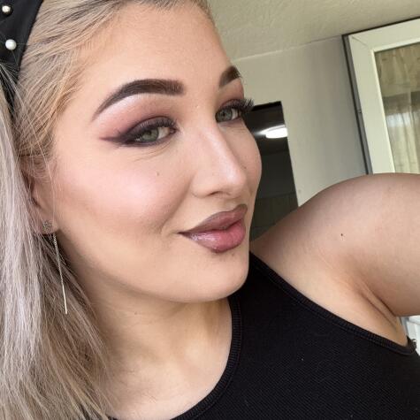 VanessaKis avatar