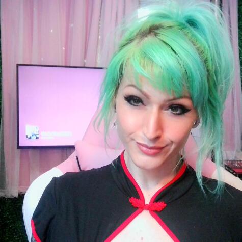 LuckyWaifu avatar