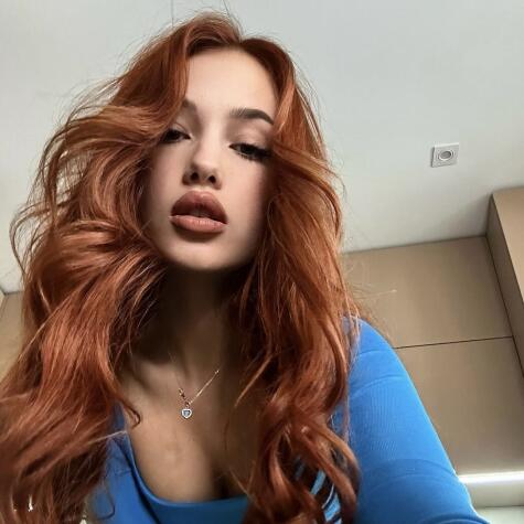 WowJulia avatar