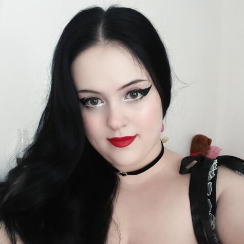 MrsEmmaBlaze's videos and clips | Official account | LoyalFans