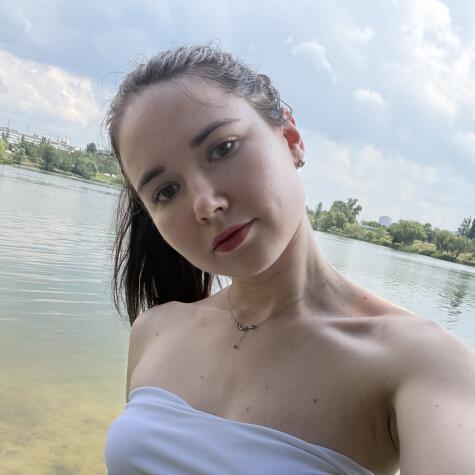 Lola_biola avatar
