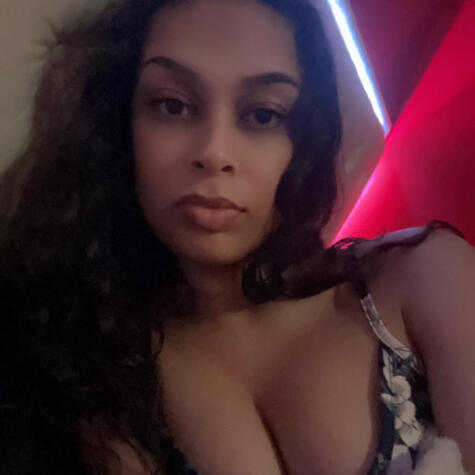 GxldNest18 avatar