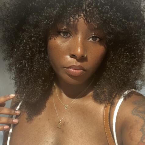 Sharonsthrone avatar