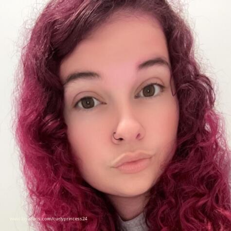 Curlyprincess24 avatar