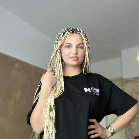 CarmenEli avatar