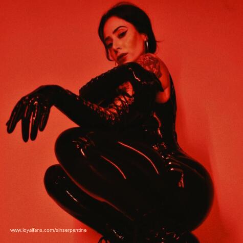 Sin Serpentine Pro Domme x Findom avatar