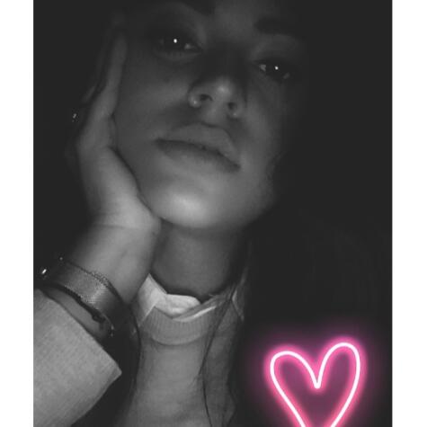 Misslola23 avatar