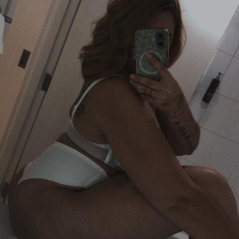 Chloeexx69 avatar