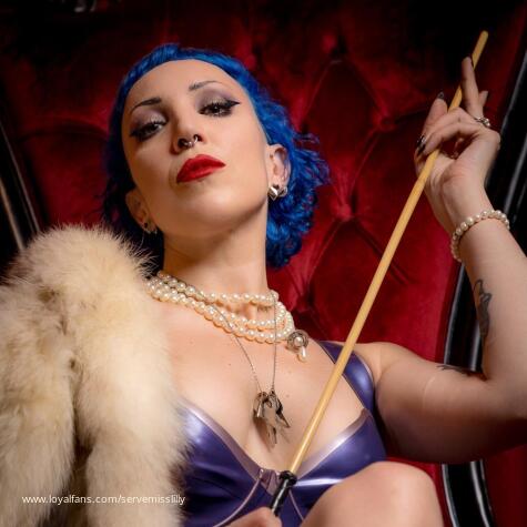 Miss Lilly Blue avatar